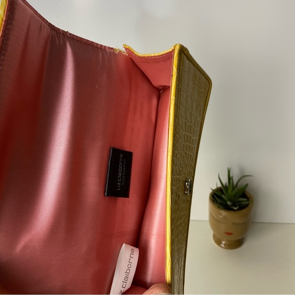 SALE. Liz Claiborne Yellow Crocodile-Embossed Women's Bag - Picture 9 of 9